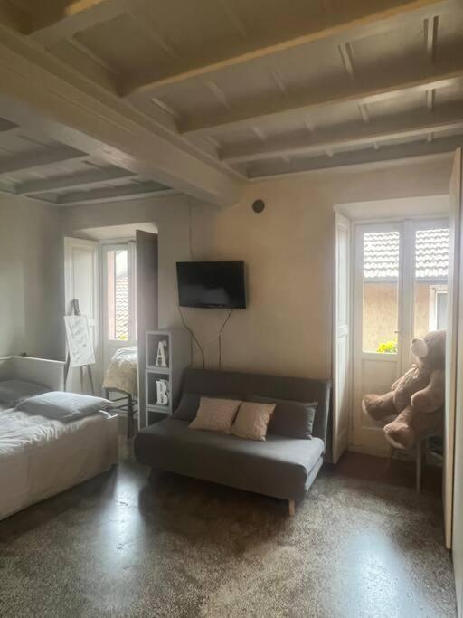 Come A Casa Кастеллетто-сопра-Тічіно Екстер'єр фото